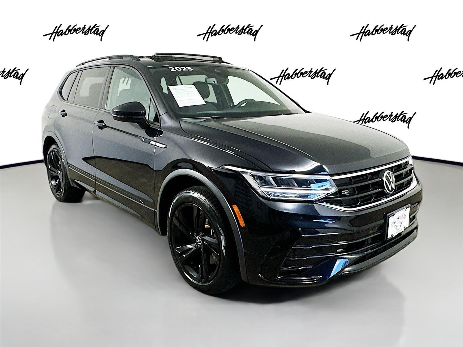 2023 Volkswagen Tiguan SE R-Line Black photo 3