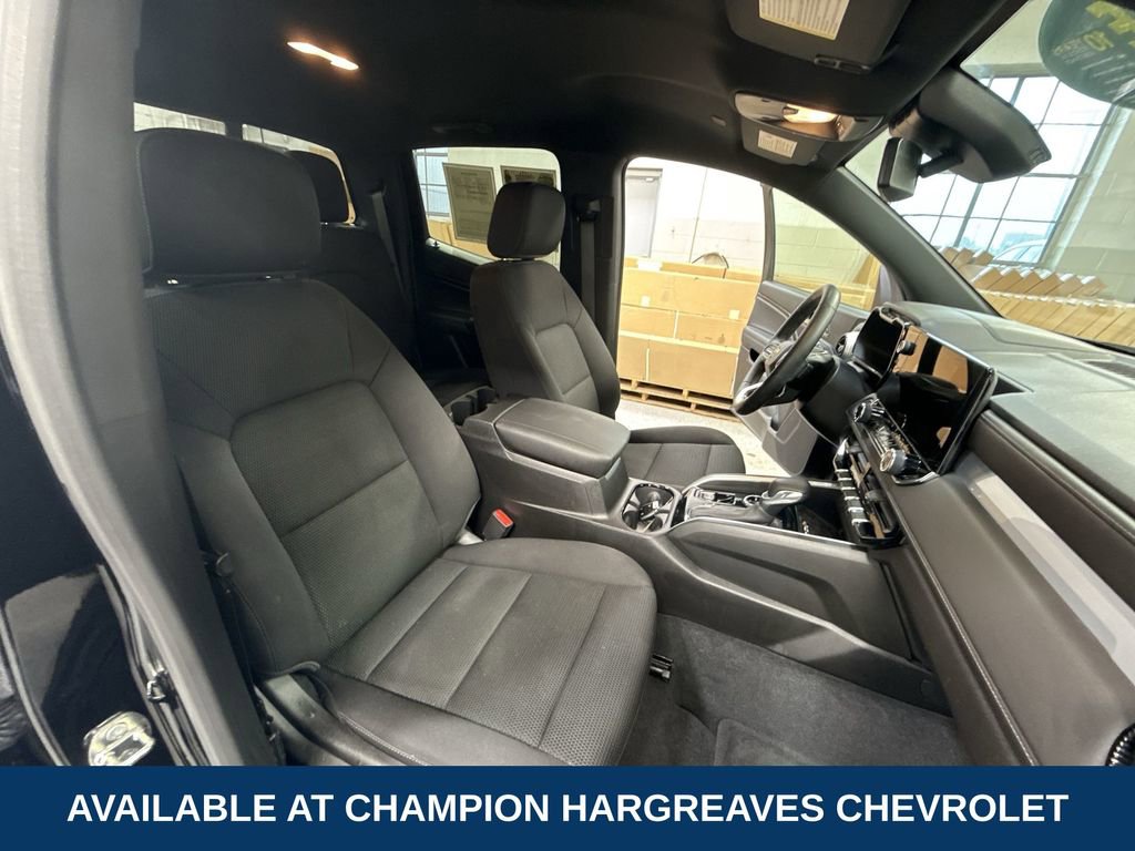 2023 Chevrolet Colorado LT photo 23