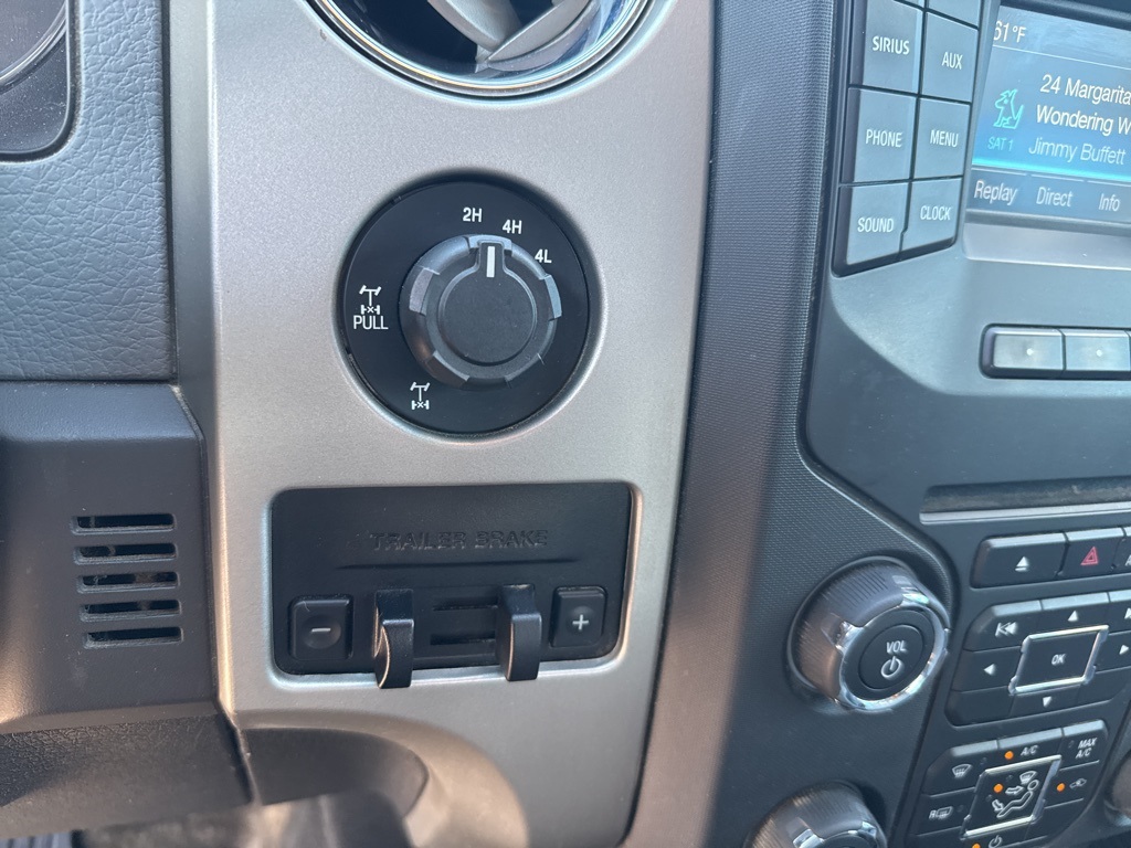 2014 Ford F-150 XLT photo 23
