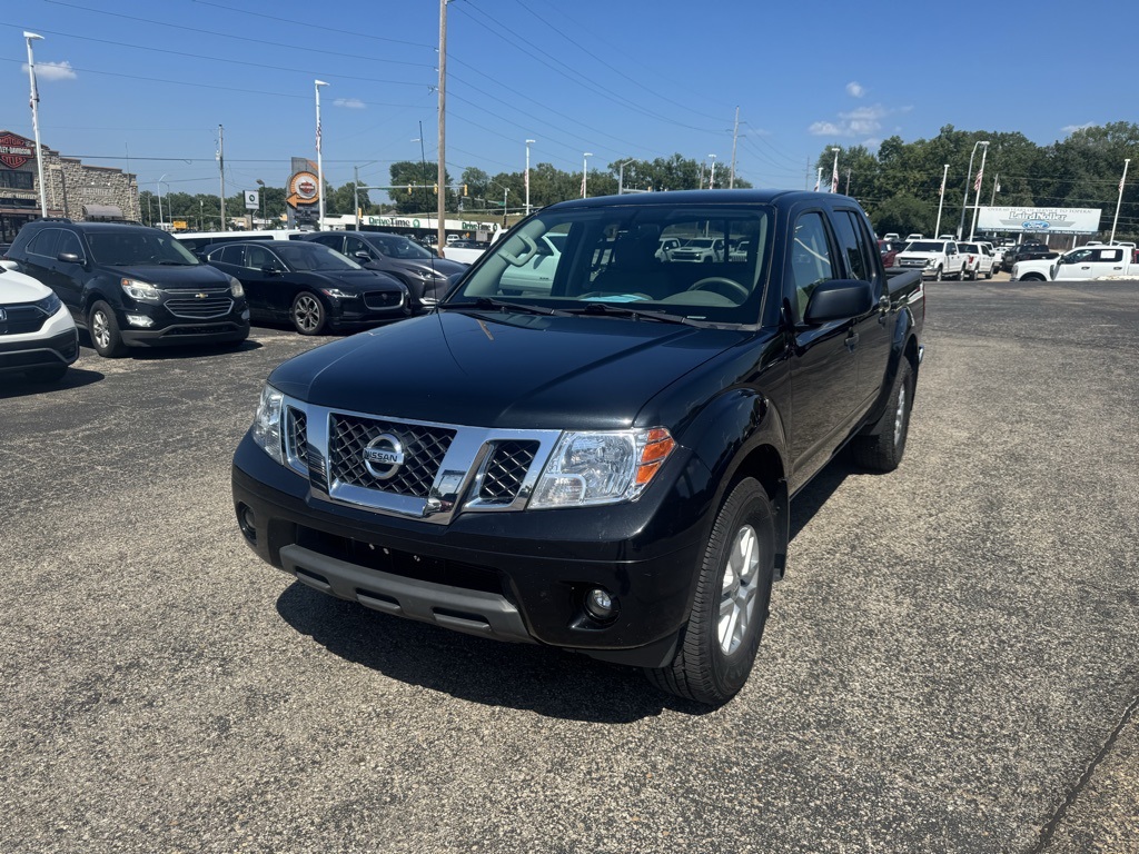 2019 Nissan Frontier SV photo 3