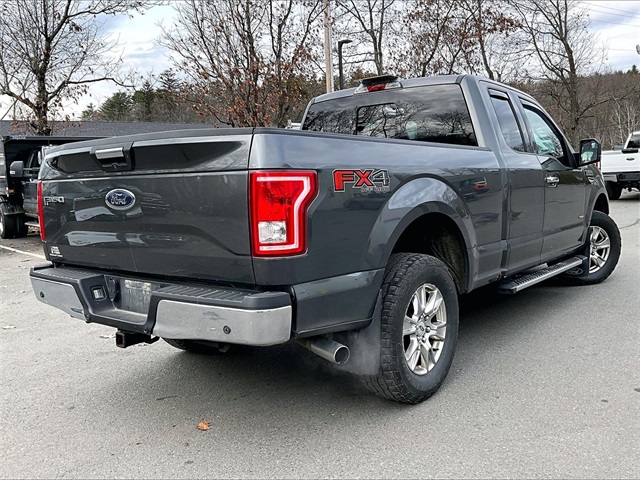 2016 Ford F-150 XLT photo 4