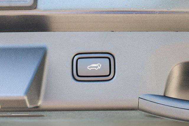 New 2025 Black Hyundai SEL FWD image 7