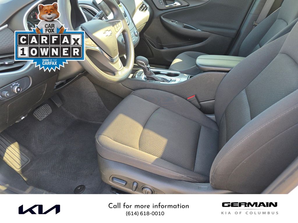 2024 Chevrolet Malibu 1LT photo 12