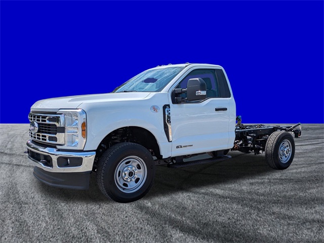 2026 Ford F-350 photo 6