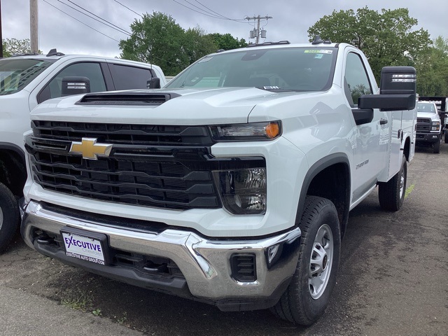 2024 Chevrolet Silverado 2500HD Work Truck photo 3