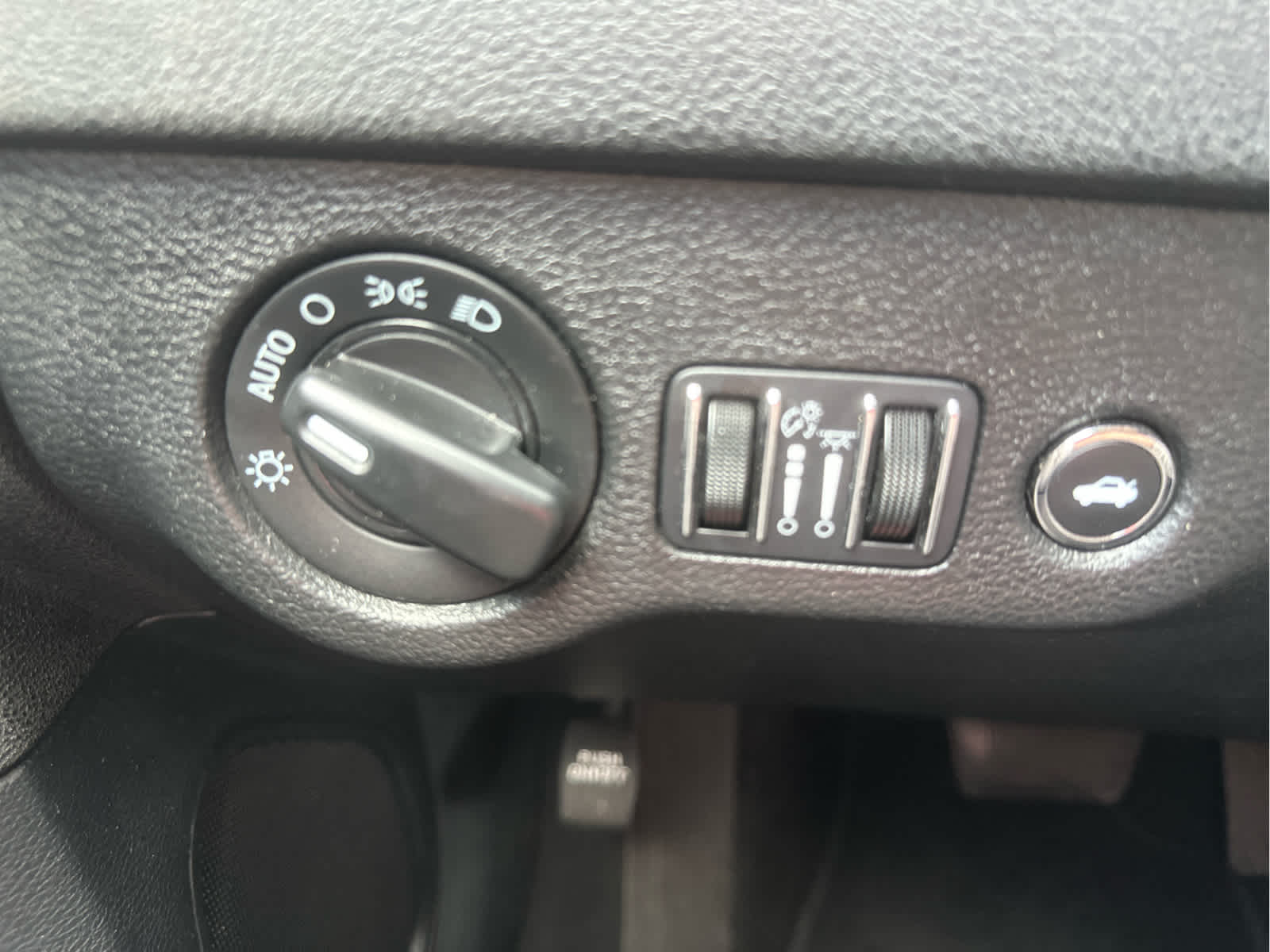 2023 Dodge Charger SXT photo 17