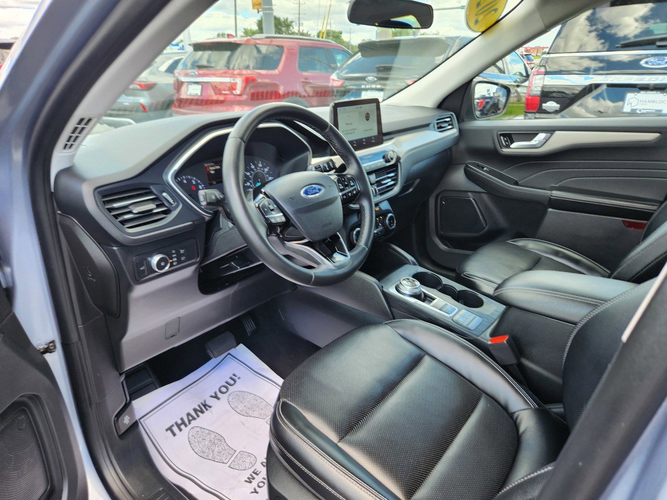 2022 Ford Escape SEL photo 2