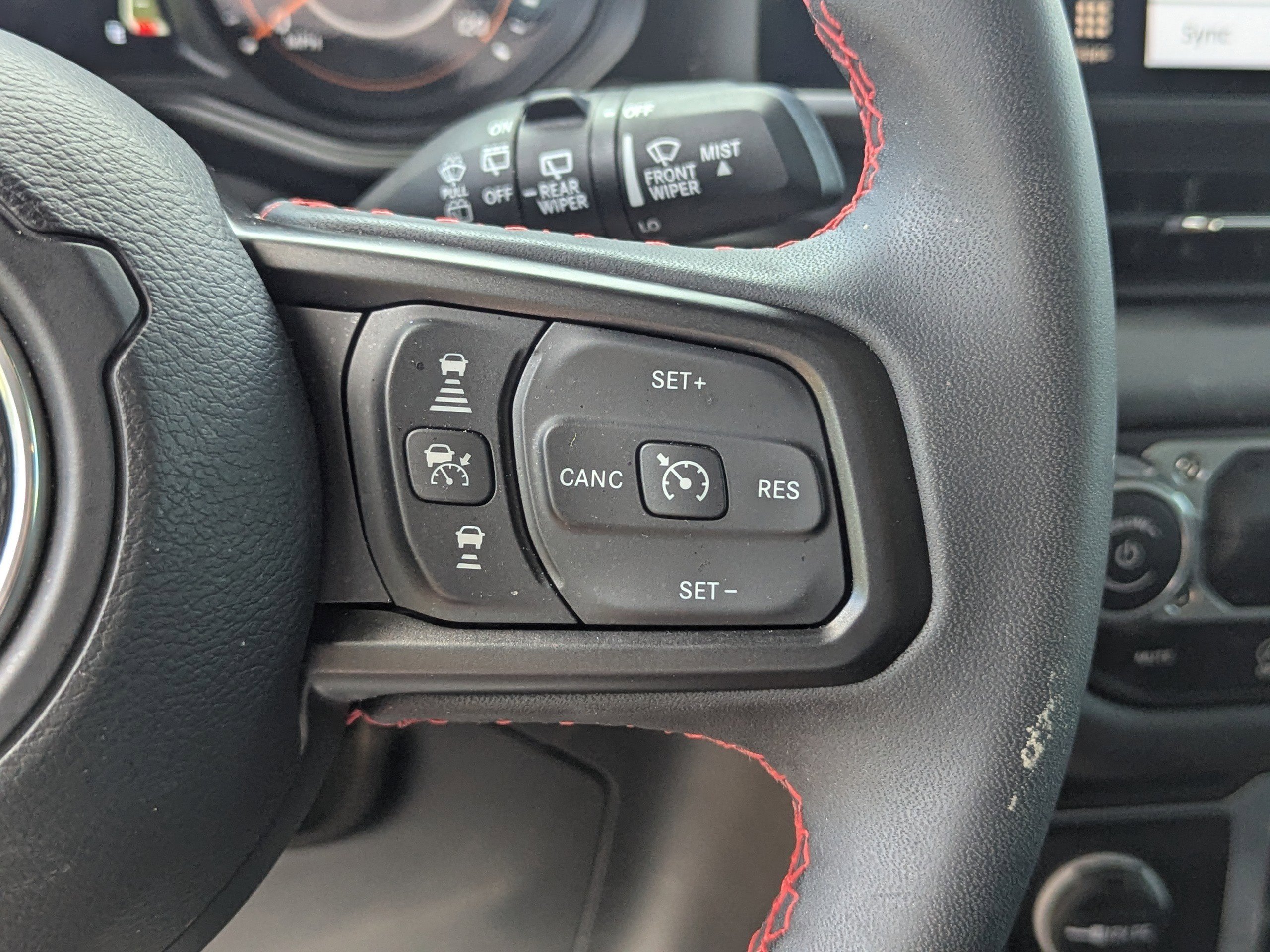 2024 Jeep Wrangler Rubicon photo 31