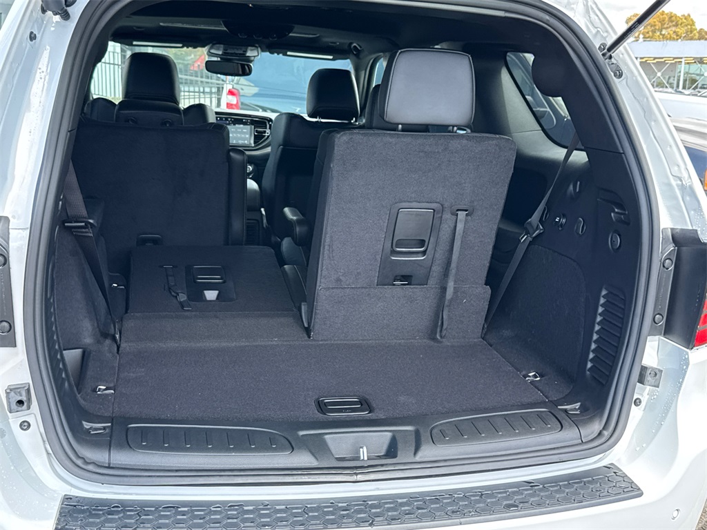 2025 Dodge Durango R/T Plus photo 14