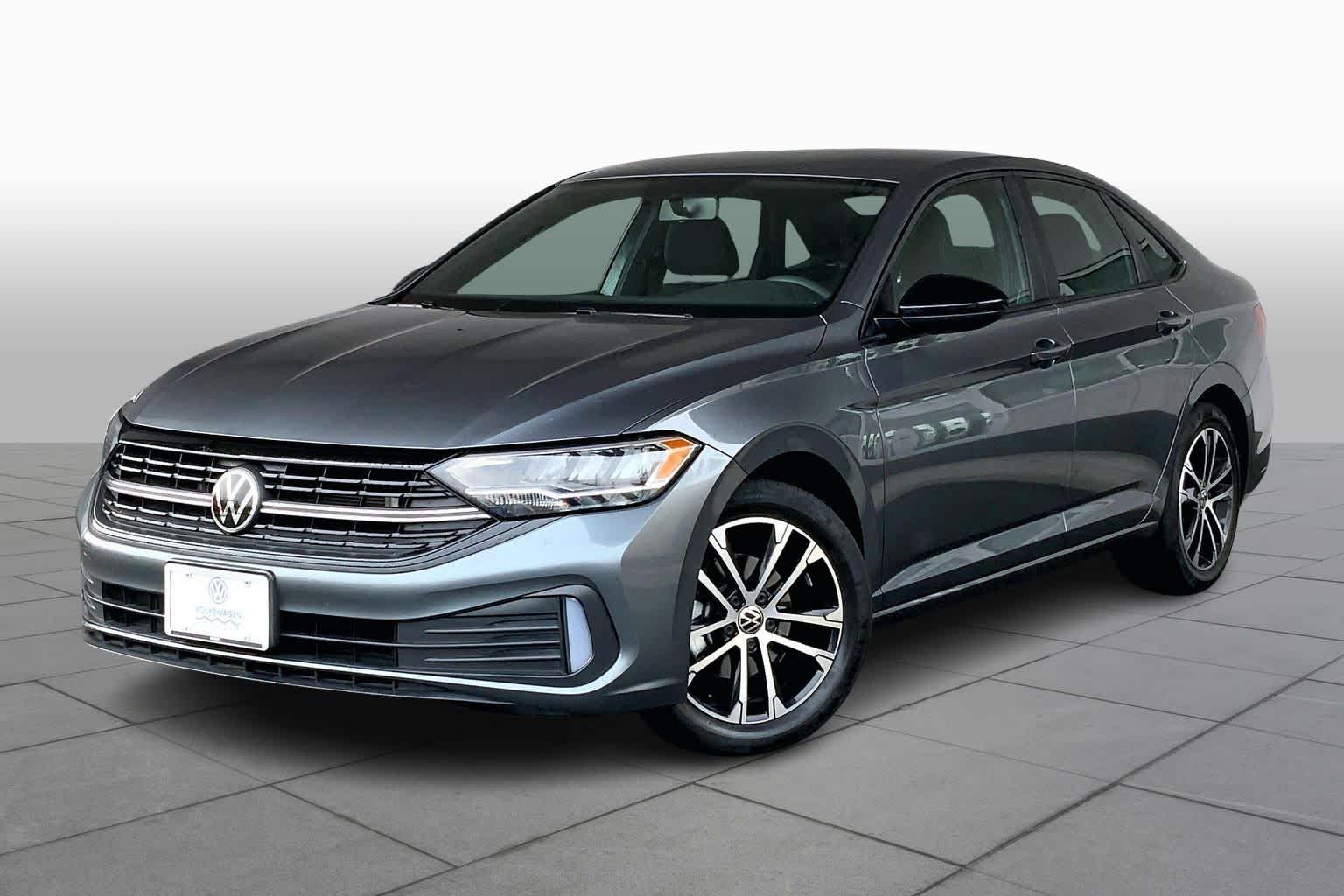 2022 Volkswagen Jetta Sport's photo
