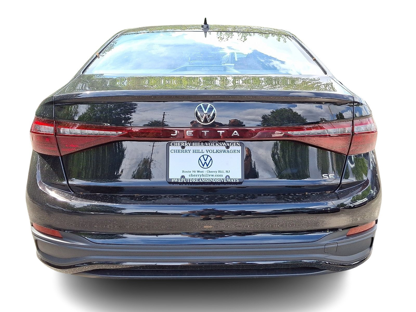 2025 Volkswagen Jetta SE photo 4