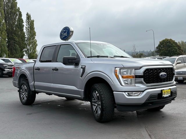 2021 Ford F-150 XLT photo 3