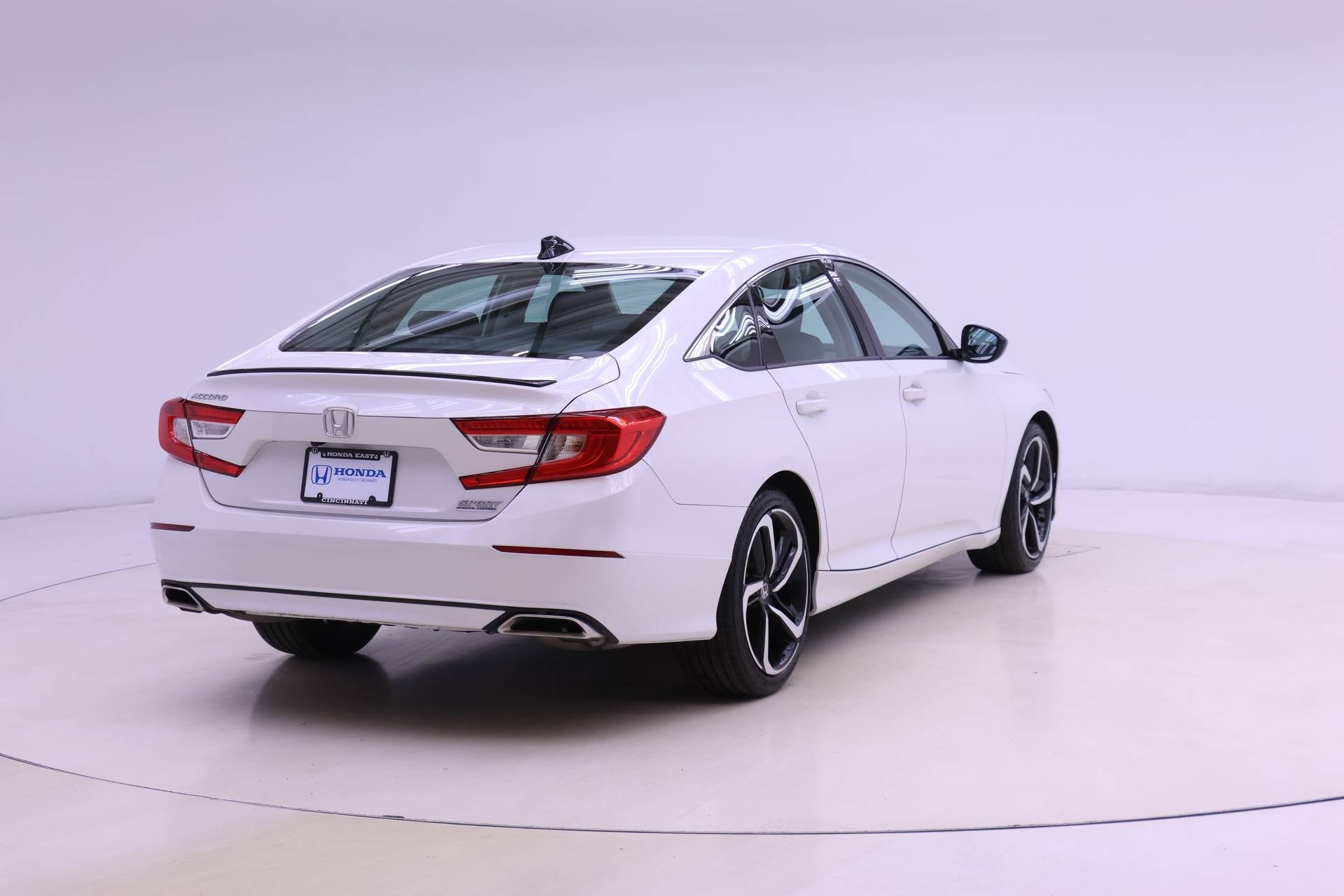 Used 2022 Honda Accord Sport SE with VIN 1HGCV1F45NA109913 for sale in Northfield, Minnesota