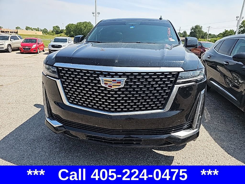 2023 Cadillac Escalade Premium Luxury photo 3