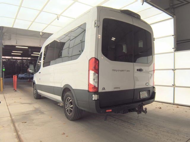 2022 Ford Transit Passenger XLT photo 3