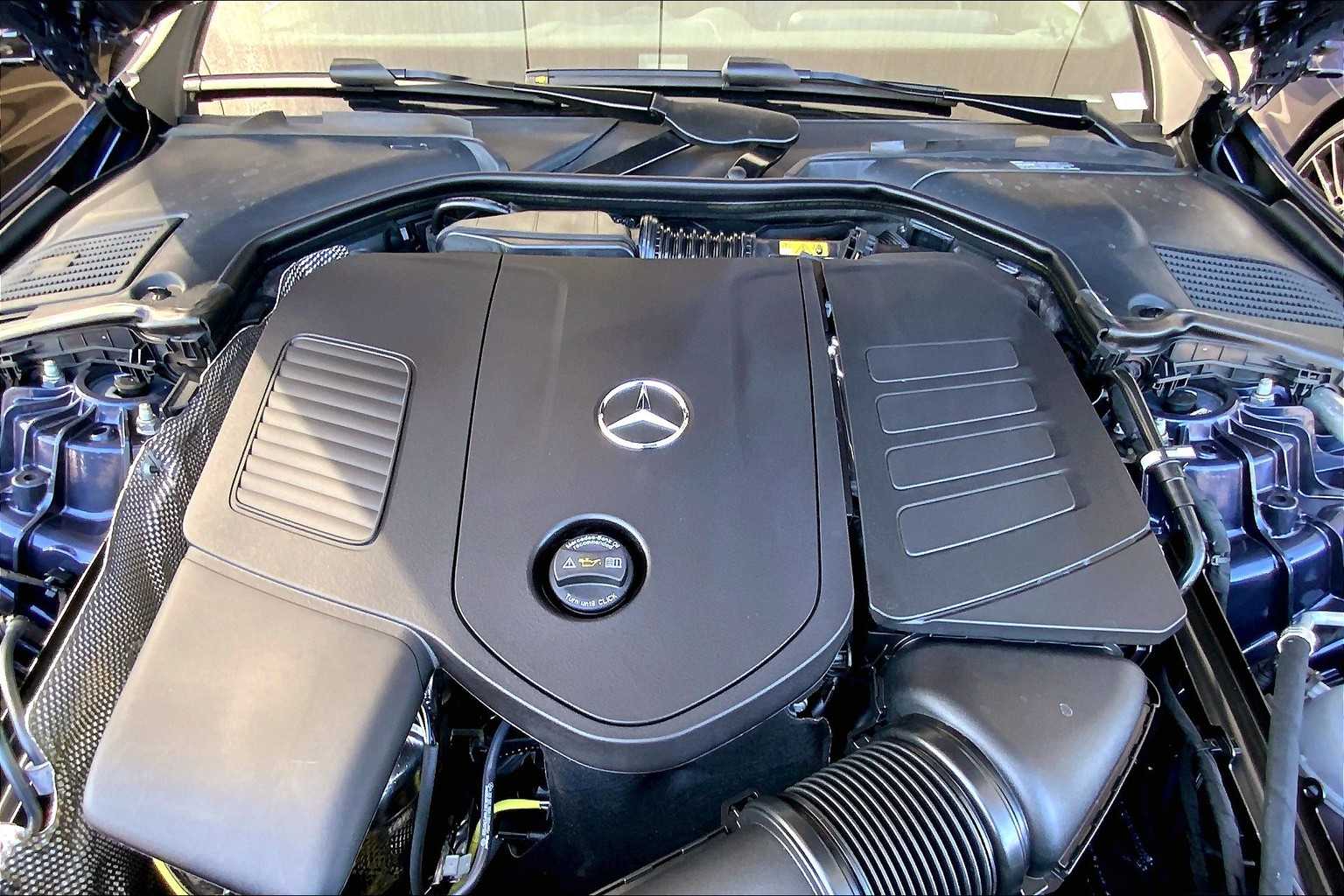 2025 Mercedes Benz C 300 4MATIC Sedan photo 15
