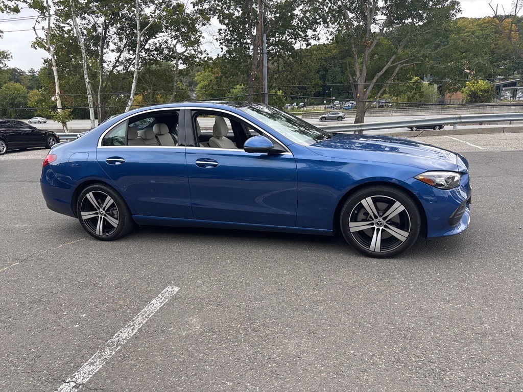 2025 Mercedes Benz C 300 photo 4