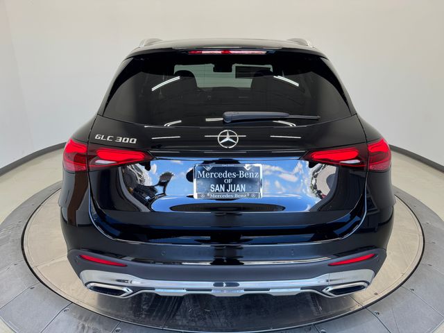2026 Mercedes Benz GLC 300 photo 8
