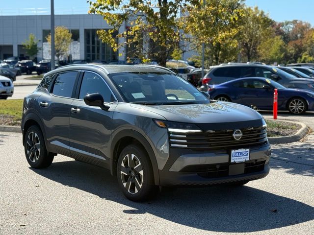 2026 Nissan Kicks SV photo 2
