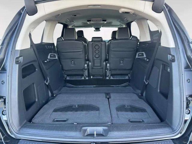 2025 Honda Odyssey Touring photo 31