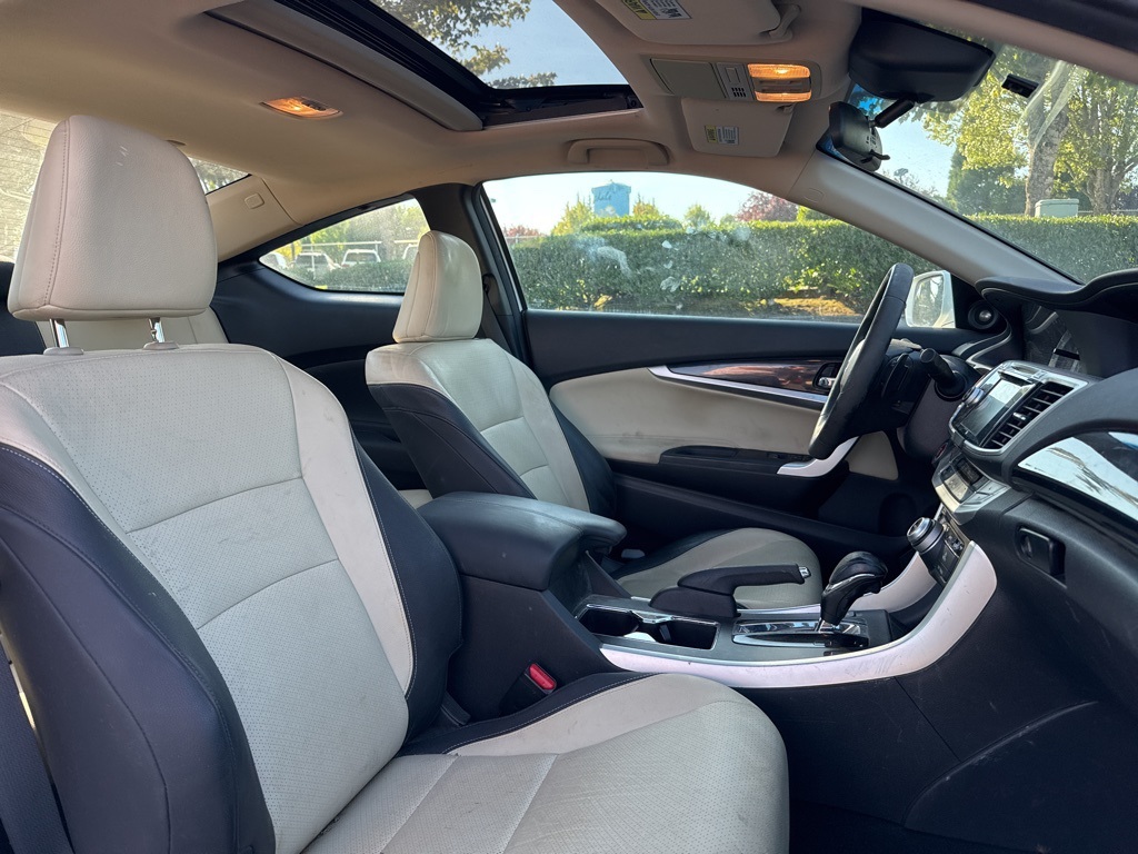2013 Honda Accord EX-L V6 photo 18