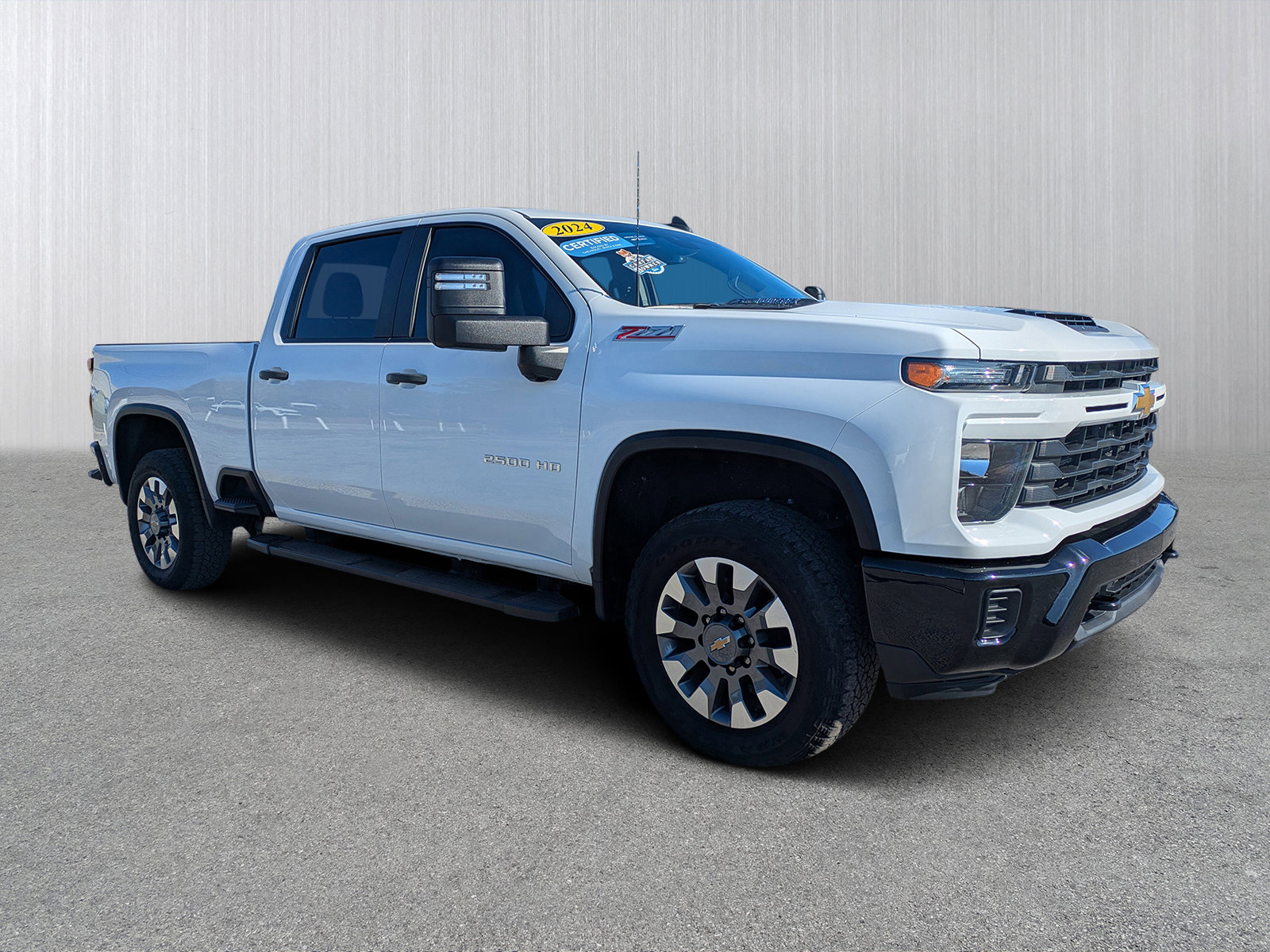 2024 Chevrolet Silverado HD Custom's photo