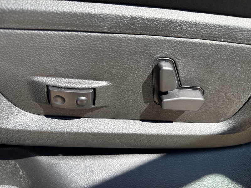 2026 Ram 2500 Laramie photo 17