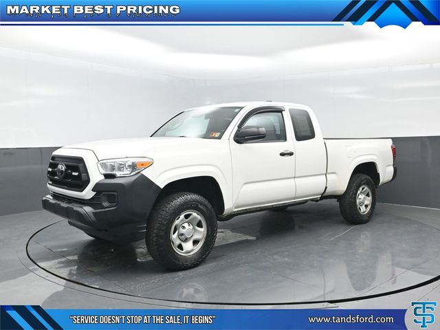 2020 Toyota Tacoma SR's photo