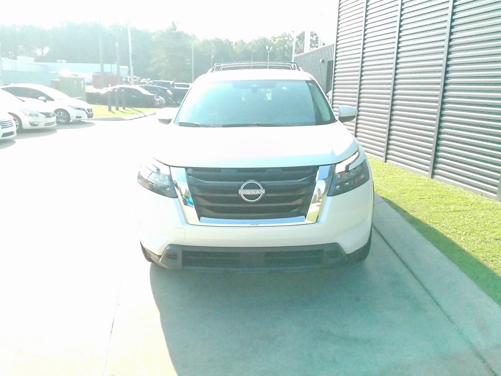 2023 Nissan Pathfinder SV photo 7