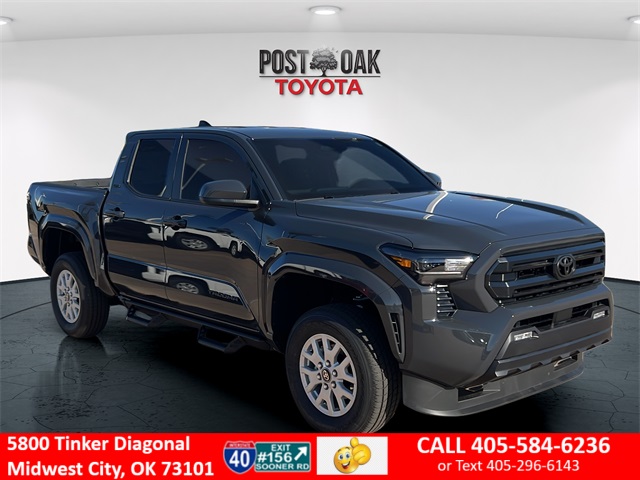2025 Toyota Tacoma SR5's photo