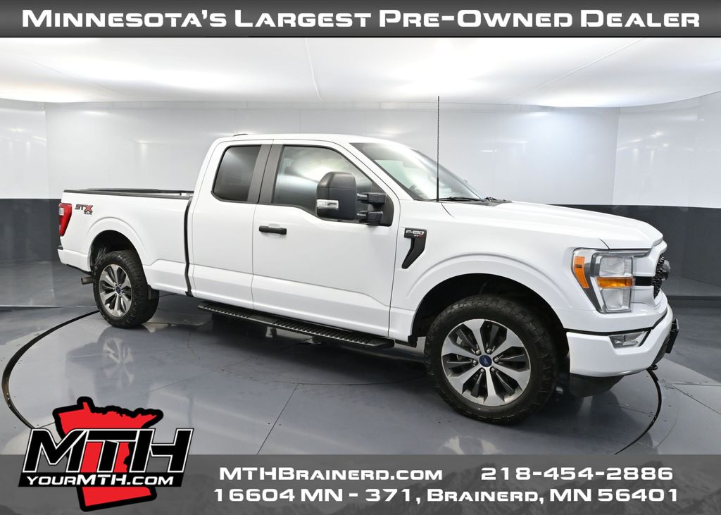 2022 Ford F-150 XL's photo