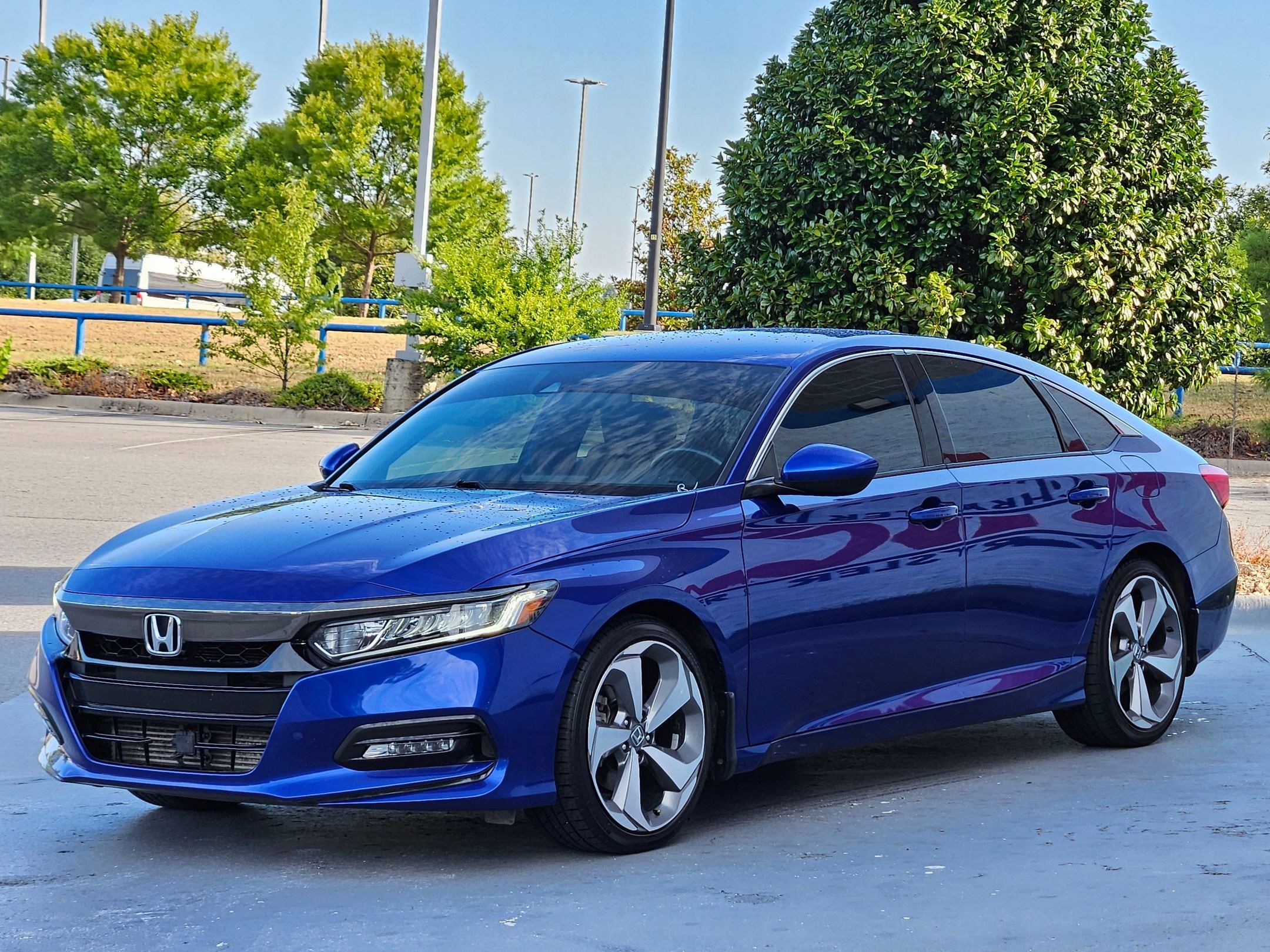 2019 Honda Accord Sport 1.5T photo 3
