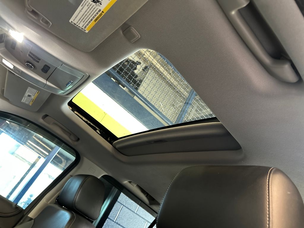 2015 Gmc Yukon SLT photo 11