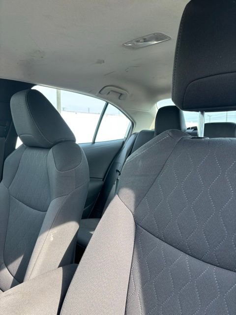 2022 Toyota Corolla LE photo 9