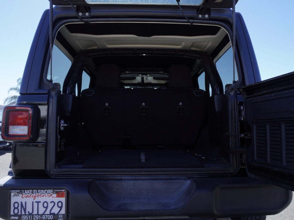 2019 Jeep Wrangler Sport S photo 5