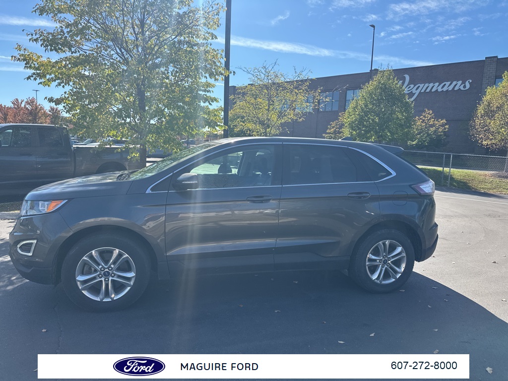 2018 Ford Edge SEL photo 5
