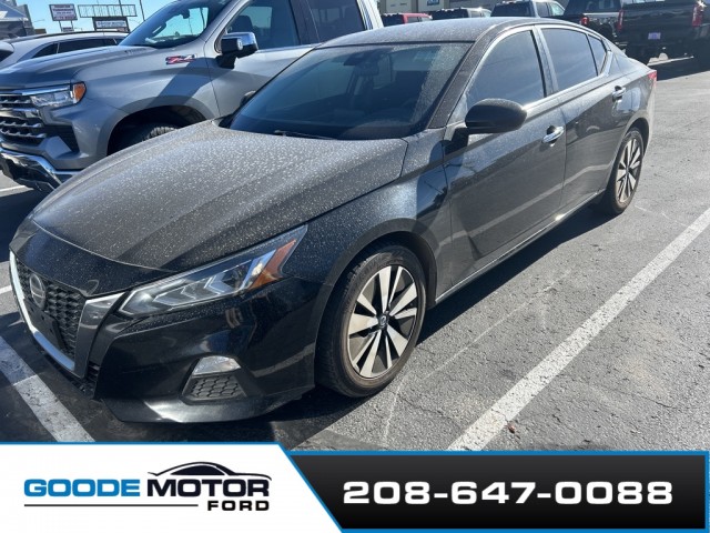 2022 Nissan Altima SV