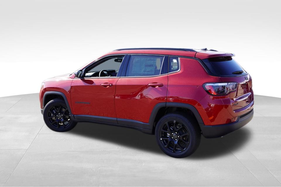2025 Jeep Compass Altitude Special Edition photo 4