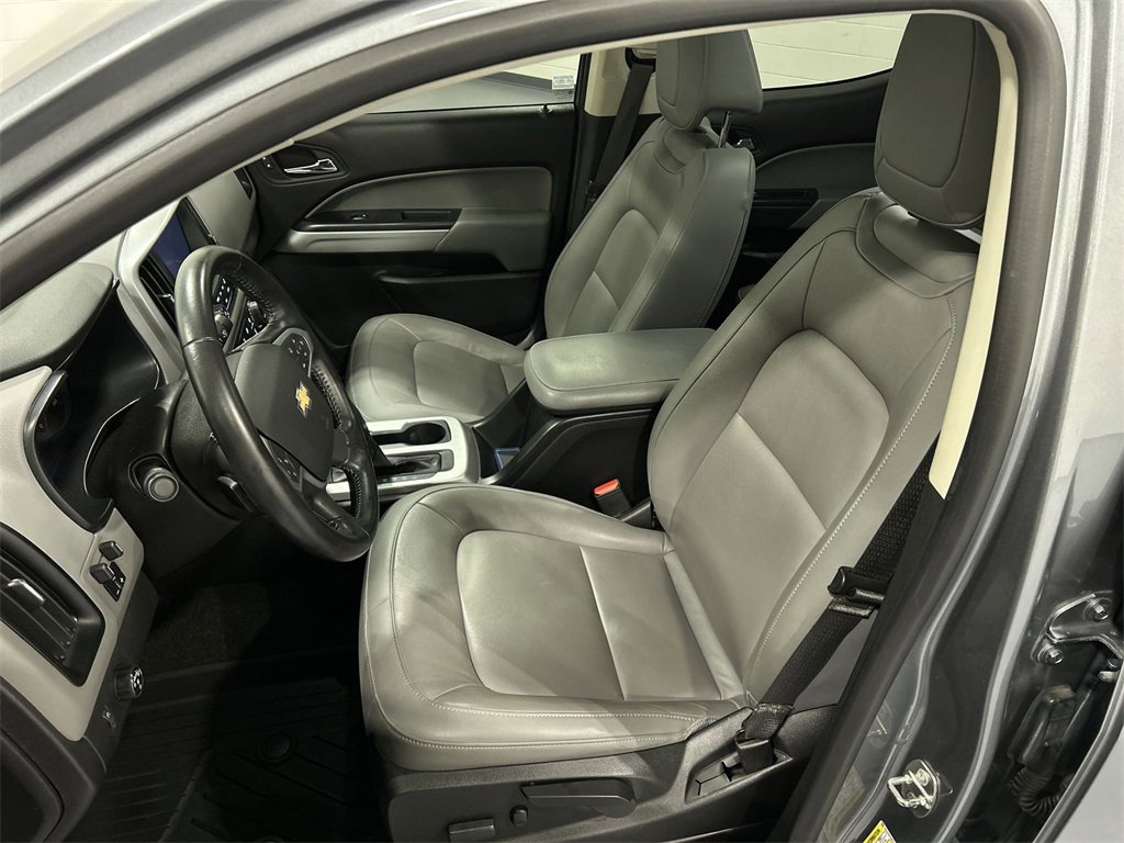 2018 Chevrolet Colorado LT photo 13