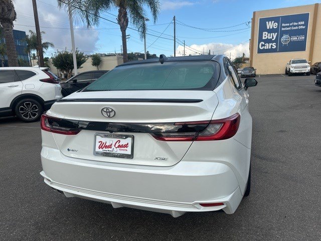 2025 Toyota Camry XSE photo 4