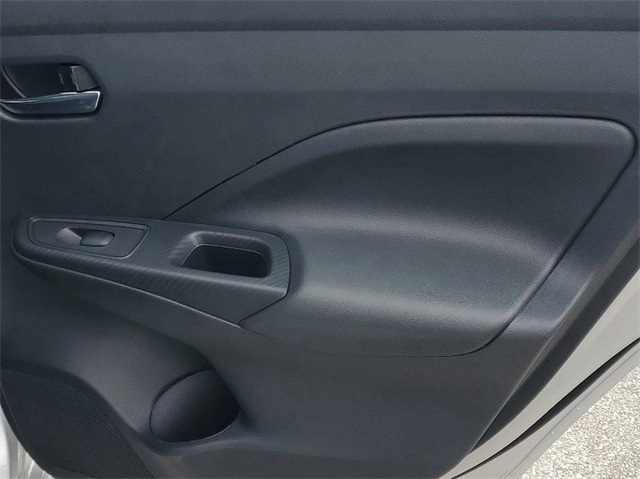 2025 Nissan Versa SV photo 28