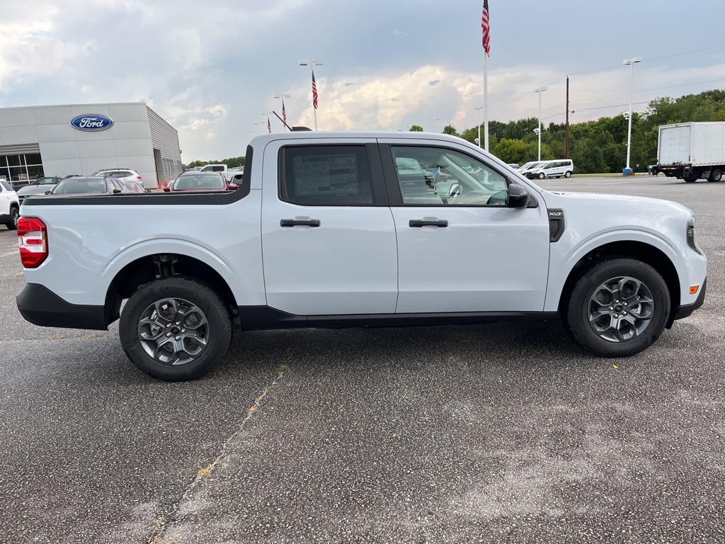2025 Ford Maverick XLT photo 4
