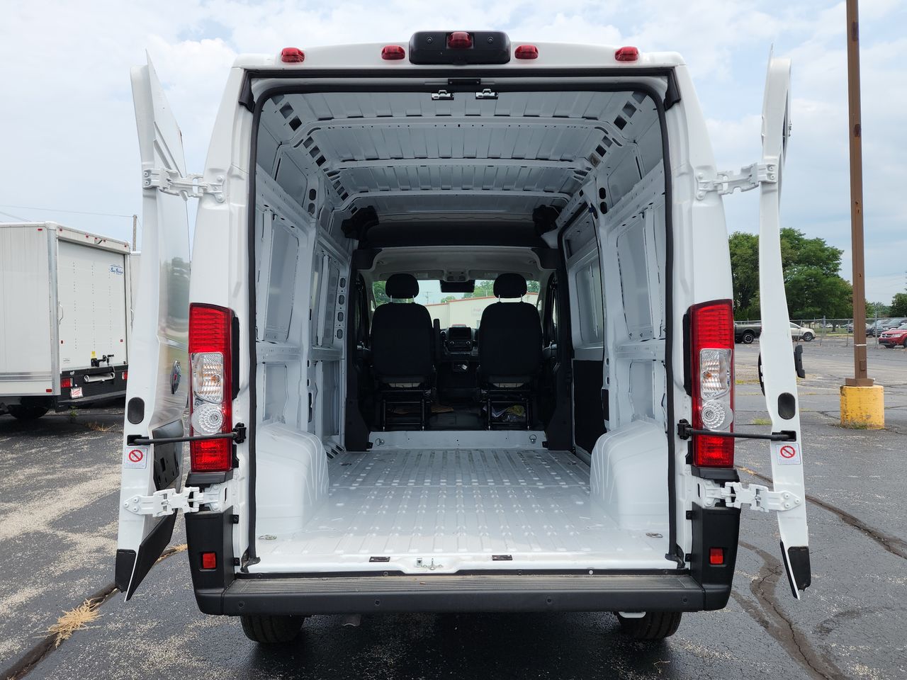 2025 Ram ProMaster 2500 photo 19