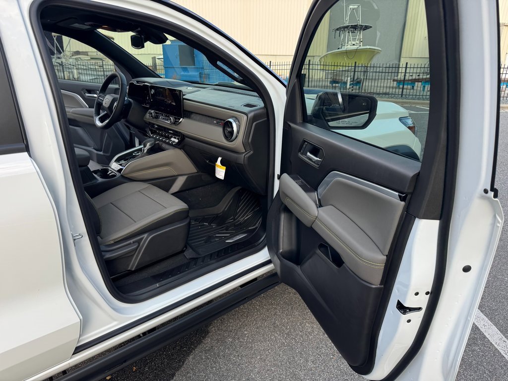 2026 Chevrolet Colorado ZR2 photo 42