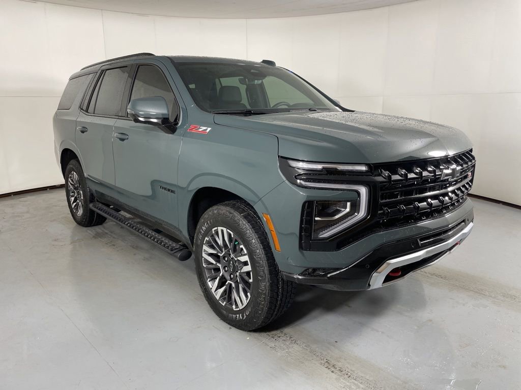 2025 Chevrolet Tahoe Z71 photo 2