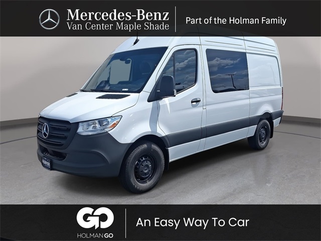2025 Mercedes-Benz Sprinter Crew Van Base's photo