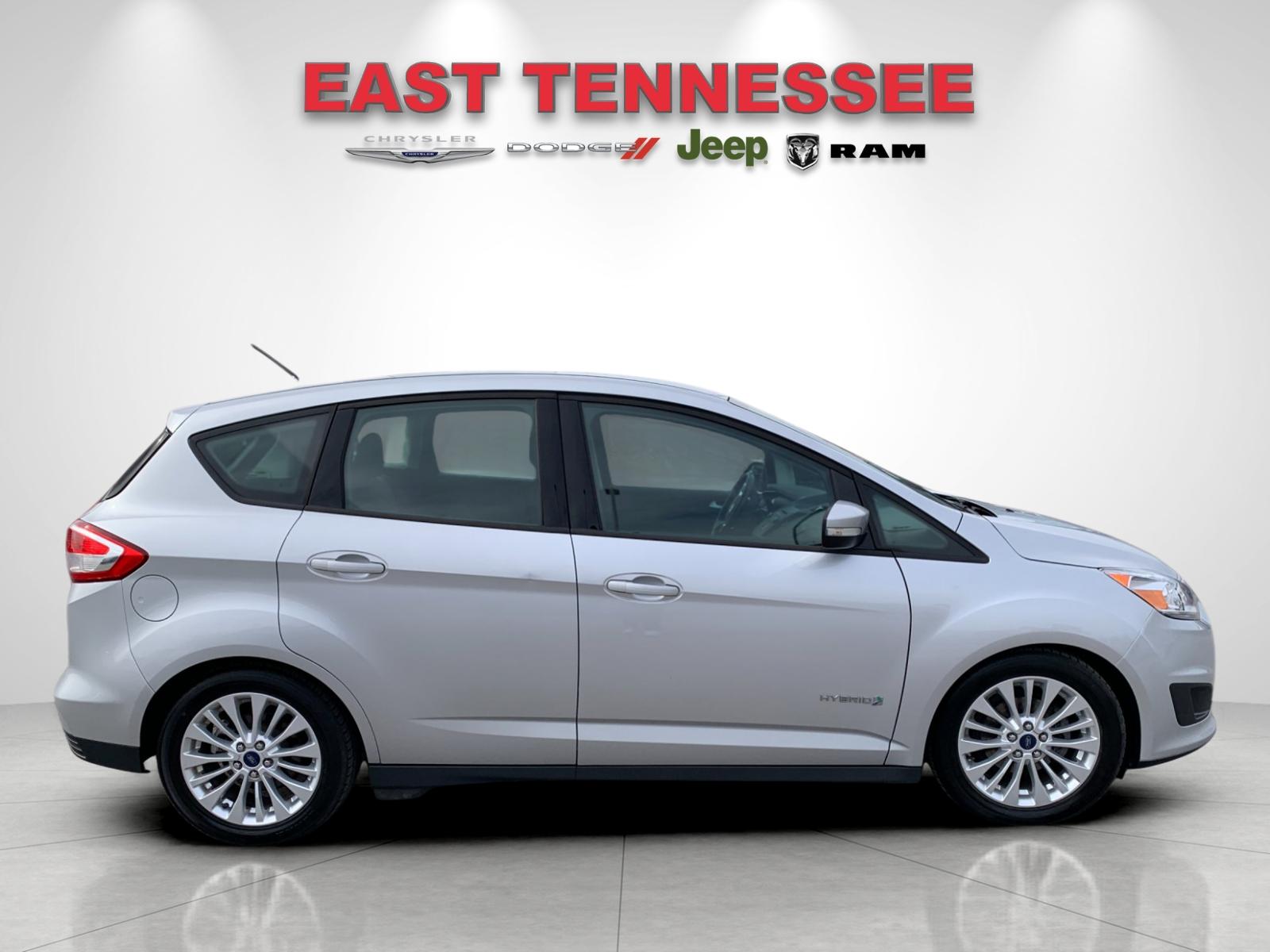 2017 Ford C-Max Hybrid SE photo 2