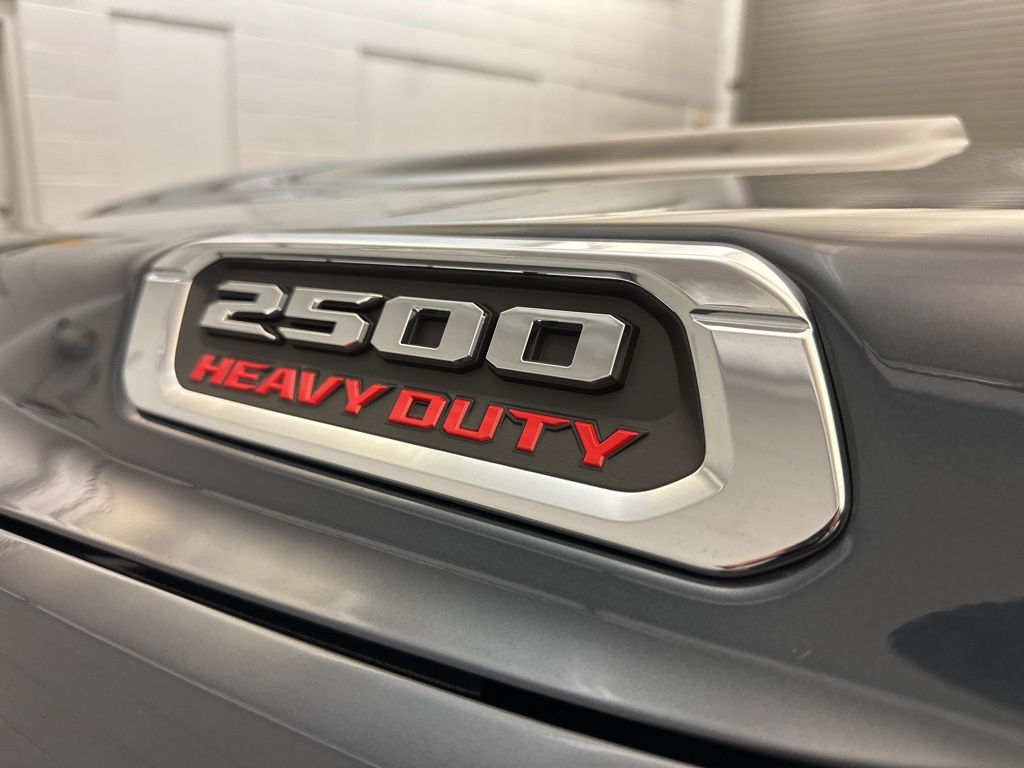 2025 Ram 2500 Big Horn photo 9