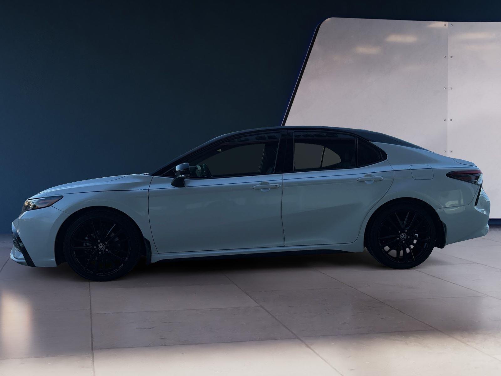 2021 Toyota Camry XSE V6 SE photo 2