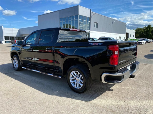 2024 Chevrolet Silverado 1500 LT photo 6